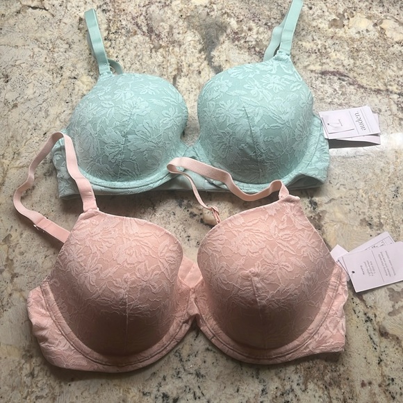 Auden Nursing Bra 
1 Green and 1 Pink Seamless Bras Intimates - Picture 1 of 4